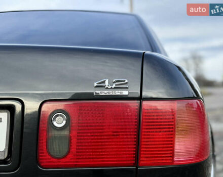 Чорний Ауді A8, об'ємом двигуна 4.2 л та пробігом 297 тис. км за 8500 $, фото 30 на Automoto.ua