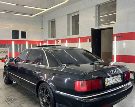 Черный Ауди А8, объемом двигателя 4.2 л и пробегом 358 тыс. км за 4000 $, фото 3 на Automoto.ua