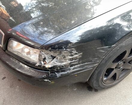 Черный Ауди А8, объемом двигателя 4.2 л и пробегом 480 тыс. км за 2000 $, фото 2 на Automoto.ua