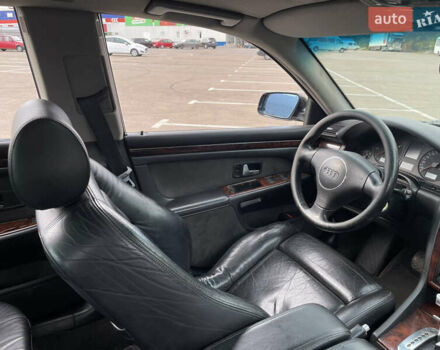 Черный Ауди А8, объемом двигателя 3.3 л и пробегом 380 тыс. км за 6400 $, фото 6 на Automoto.ua