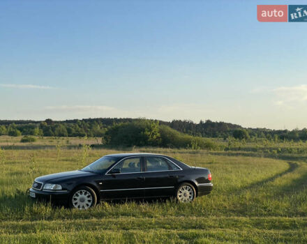 Черный Ауди А8, объемом двигателя 3.3 л и пробегом 380 тыс. км за 6400 $, фото 1 на Automoto.ua