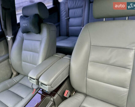 Чорний Ауді A8, об'ємом двигуна 4.17 л та пробігом 375 тис. км за 10000 $, фото 22 на Automoto.ua