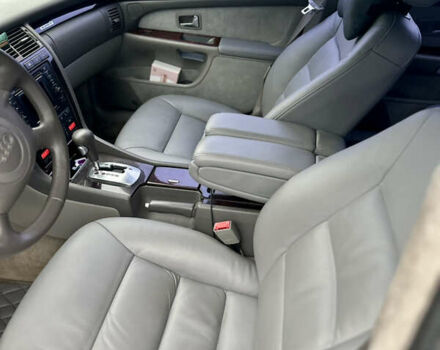 Чорний Ауді A8, об'ємом двигуна 4.17 л та пробігом 375 тис. км за 10000 $, фото 24 на Automoto.ua