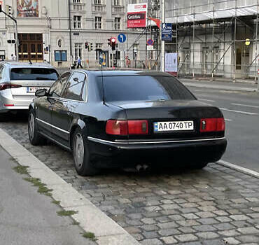 Черный Ауди А8, объемом двигателя 4.2 л и пробегом 374 тыс. км за 9000 $, фото 1 на Automoto.ua