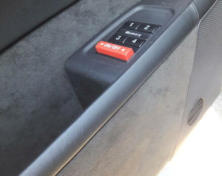 Черный Ауди А8, объемом двигателя 6 л и пробегом 77 тыс. км за 29999 $, фото 41 на Automoto.ua