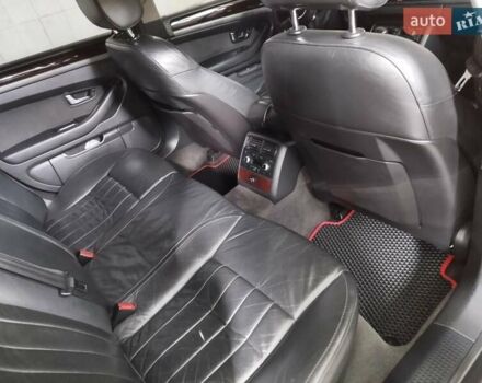 Черный Ауди А8, объемом двигателя 4.2 л и пробегом 210 тыс. км за 8200 $, фото 5 на Automoto.ua