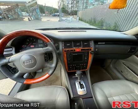 Чорний Ауді A8, об'ємом двигуна 2.5 л та пробігом 400 тис. км за 3900 $, фото 10 на Automoto.ua