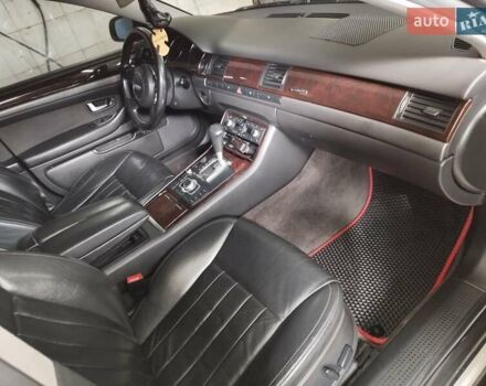 Черный Ауди А8, объемом двигателя 4.2 л и пробегом 210 тыс. км за 8200 $, фото 4 на Automoto.ua