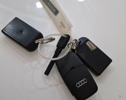 Черный Ауди А8, объемом двигателя 6 л и пробегом 77 тыс. км за 29999 $, фото 88 на Automoto.ua