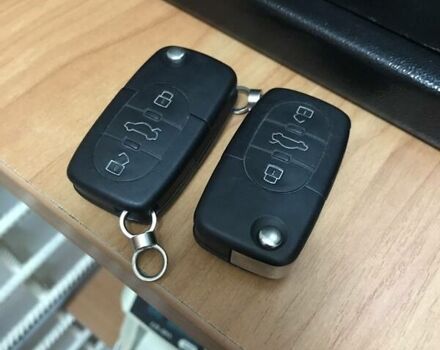 Черный Ауди А8, объемом двигателя 6 л и пробегом 77 тыс. км за 29999 $, фото 86 на Automoto.ua