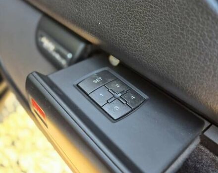 Чорний Ауді A8, об'ємом двигуна 3.9 л та пробігом 407 тис. км за 10000 $, фото 26 на Automoto.ua