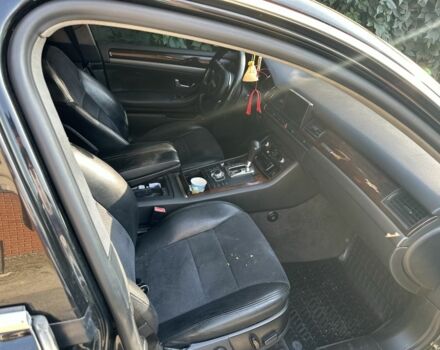 Черный Ауди А8, объемом двигателя 4.2 л и пробегом 320 тыс. км за 5500 $, фото 3 на Automoto.ua