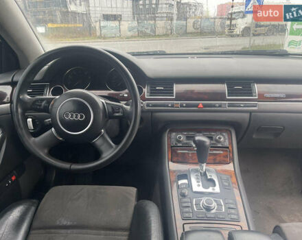 Черный Ауди А8, объемом двигателя 3.7 л и пробегом 300 тыс. км за 4499 $, фото 28 на Automoto.ua