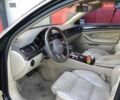 Черный Ауди А8, объемом двигателя 4.2 л и пробегом 240 тыс. км за 6777 $, фото 14 на Automoto.ua