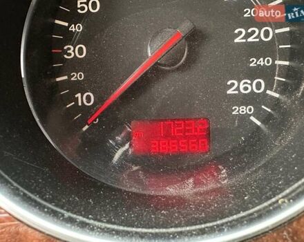 Чорний Ауді A8, об'ємом двигуна 3.9 л та пробігом 386 тис. км за 8000 $, фото 6 на Automoto.ua