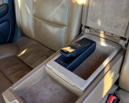 Ауди А8 2004 в Хмельницком на Automoto.ua Черный Ауди А8, объемом двигателя 4.2 л и пробегом 204 тыс. км за 8700 $, фото 6 на Automoto.ua