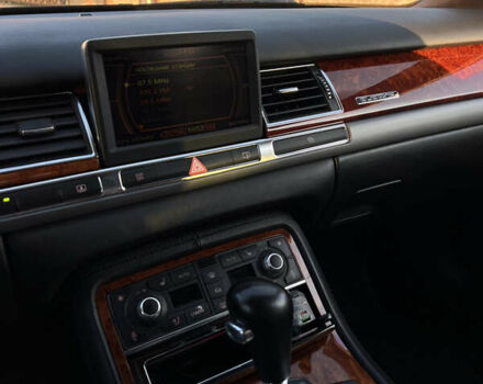 Ауди А8 2004 в Хмельницком на Automoto.ua Черный Ауди А8, объемом двигателя 4.2 л и пробегом 204 тыс. км за 8700 $, фото 12 на Automoto.ua