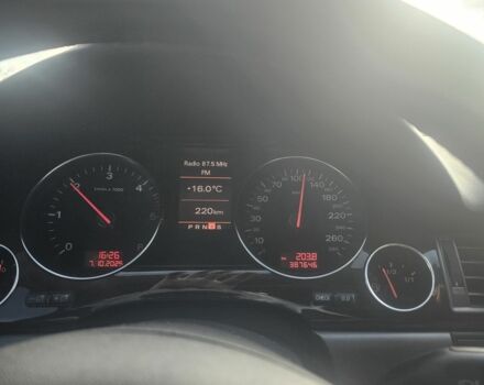Чорний Ауді A8, об'ємом двигуна 3 л та пробігом 380 тис. км за 9800 $, фото 8 на Automoto.ua