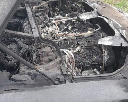 Чорний Ауді A8, об'ємом двигуна 0 л та пробігом 260 тис. км за 2700 $, фото 2 на Automoto.ua