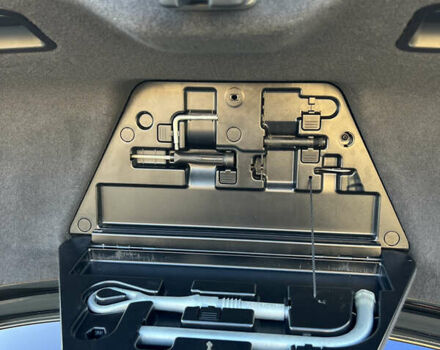 Ауди А8 2004 в Хмельницком на Automoto.ua Черный Ауди А8, объемом двигателя 4.2 л и пробегом 204 тыс. км за 8700 $, фото 9 на Automoto.ua