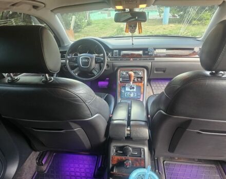 Чорний Ауді A8, об'ємом двигуна 3 л та пробігом 380 тис. км за 9800 $, фото 1 на Automoto.ua