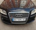 Чорний Ауді A8, об'ємом двигуна 3 л та пробігом 370 тис. км за 9000 $, фото 1 на Automoto.ua