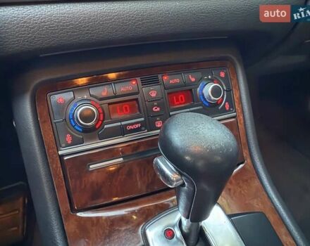 Черный Ауди А8, объемом двигателя 2.97 л и пробегом 337 тыс. км за 7900 $, фото 65 на Automoto.ua