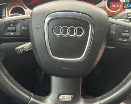 Черный Ауди А8, объемом двигателя 4.16 л и пробегом 220 тыс. км за 8500 $, фото 17 на Automoto.ua