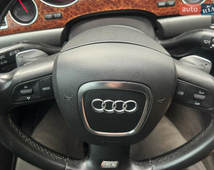 Черный Ауди А8, объемом двигателя 4.16 л и пробегом 220 тыс. км за 8500 $, фото 16 на Automoto.ua