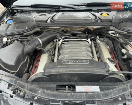 Черный Ауди А8, объемом двигателя 4.16 л и пробегом 220 тыс. км за 8500 $, фото 9 на Automoto.ua