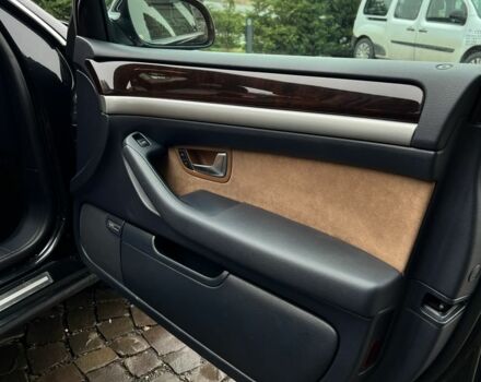 Черный Ауди А8, объемом двигателя 3 л и пробегом 270 тыс. км за 9300 $, фото 8 на Automoto.ua