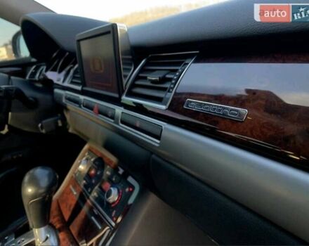 Черный Ауди А8, объемом двигателя 3.2 л и пробегом 250 тыс. км за 7500 $, фото 7 на Automoto.ua