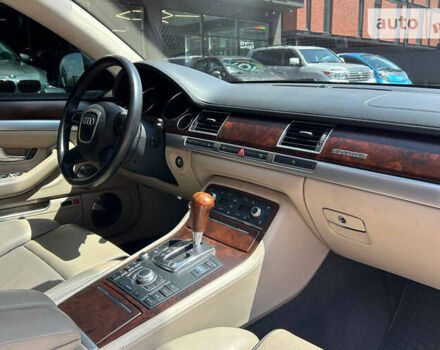 Черный Ауди А8, объемом двигателя 4.17 л и пробегом 40 тыс. км за 17500 $, фото 11 на Automoto.ua