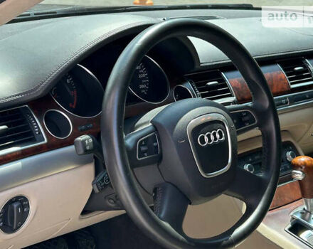 Черный Ауди А8, объемом двигателя 4.17 л и пробегом 40 тыс. км за 17500 $, фото 7 на Automoto.ua