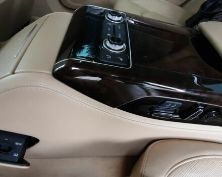 Чорний Ауді A8, об'ємом двигуна 4.2 л та пробігом 177 тис. км за 17000 $, фото 13 на Automoto.ua