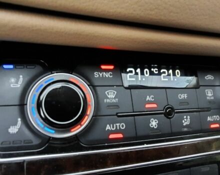 Чорний Ауді A8, об'ємом двигуна 4.2 л та пробігом 177 тис. км за 17000 $, фото 14 на Automoto.ua