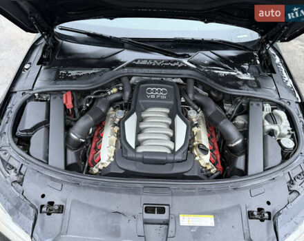 Черный Ауди А8, объемом двигателя 4.16 л и пробегом 330 тыс. км за 14000 $, фото 9 на Automoto.ua