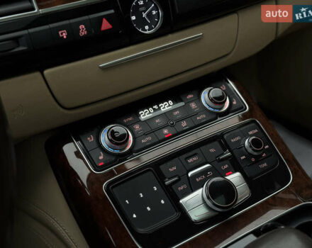 Чорний Ауді A8, об'ємом двигуна 4.2 л та пробігом 330 тис. км за 19950 $, фото 48 на Automoto.ua