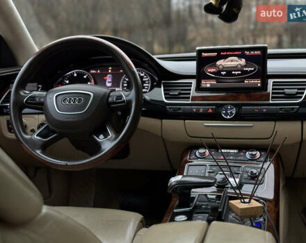 Чорний Ауді A8, об'ємом двигуна 4.2 л та пробігом 330 тис. км за 19950 $, фото 51 на Automoto.ua