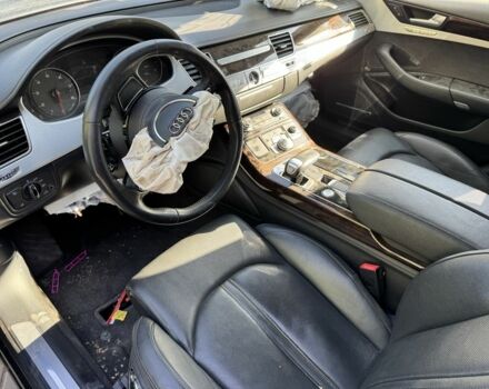Чорний Ауді A8, об'ємом двигуна 4.2 л та пробігом 180 тис. км за 3800 $, фото 6 на Automoto.ua