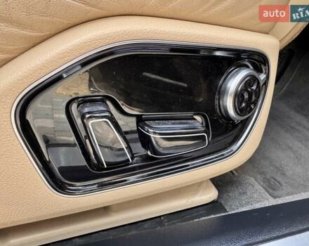 Черный Ауди А8, объемом двигателя 2.97 л и пробегом 243 тыс. км за 16999 $, фото 62 на Automoto.ua