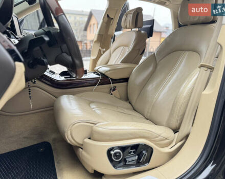 Черный Ауди А8, объемом двигателя 4.2 л и пробегом 331 тыс. км за 19999 $, фото 24 на Automoto.ua