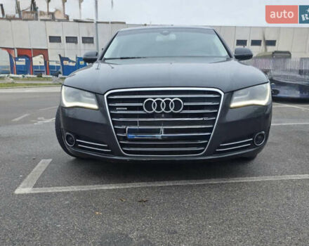 Черный Ауди А8, объемом двигателя 3 л и пробегом 210 тыс. км за 33400 $, фото 4 на Automoto.ua
