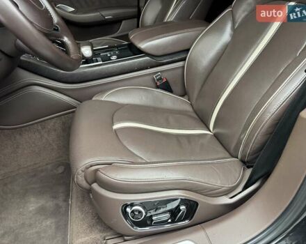 Черный Ауди А8, объемом двигателя 6.3 л и пробегом 270 тыс. км за 15900 $, фото 88 на Automoto.ua