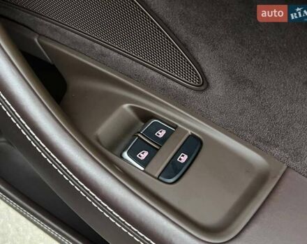 Чорний Ауді A8, об'ємом двигуна 4.16 л та пробігом 246 тис. км за 17990 $, фото 36 на Automoto.ua