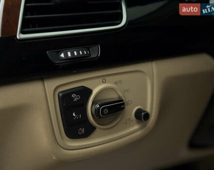 Черный Ауди А8, объемом двигателя 4.2 л и пробегом 300 тыс. км за 18500 $, фото 43 на Automoto.ua