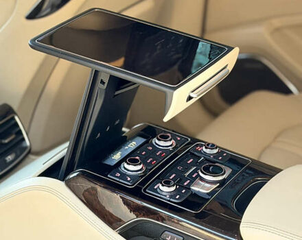 Черный Ауди А8, объемом двигателя 6.3 л и пробегом 358 тыс. км за 14800 $, фото 15 на Automoto.ua