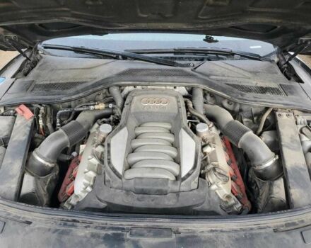 Чорний Ауді A8, об'ємом двигуна 4.2 л та пробігом 121 тис. км за 3900 $, фото 8 на Automoto.ua
