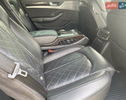 Черный Ауди А8, объемом двигателя 2.97 л и пробегом 260 тыс. км за 19900 $, фото 26 на Automoto.ua