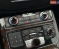 Чорний Ауді A8, об'ємом двигуна 3 л та пробігом 220 тис. км за 20000 $, фото 28 на Automoto.ua